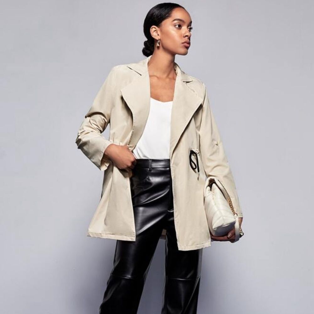 Lapel collar roll tab drawstring waist trench coat with pockets size large